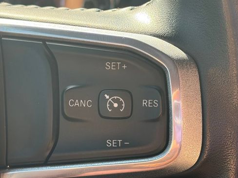 Used 2023 RAM 1500 Laramie AWD/4WD image 26