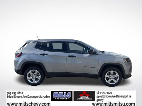Used 2024 Jeep Compass Sport AWD/4WD image 4