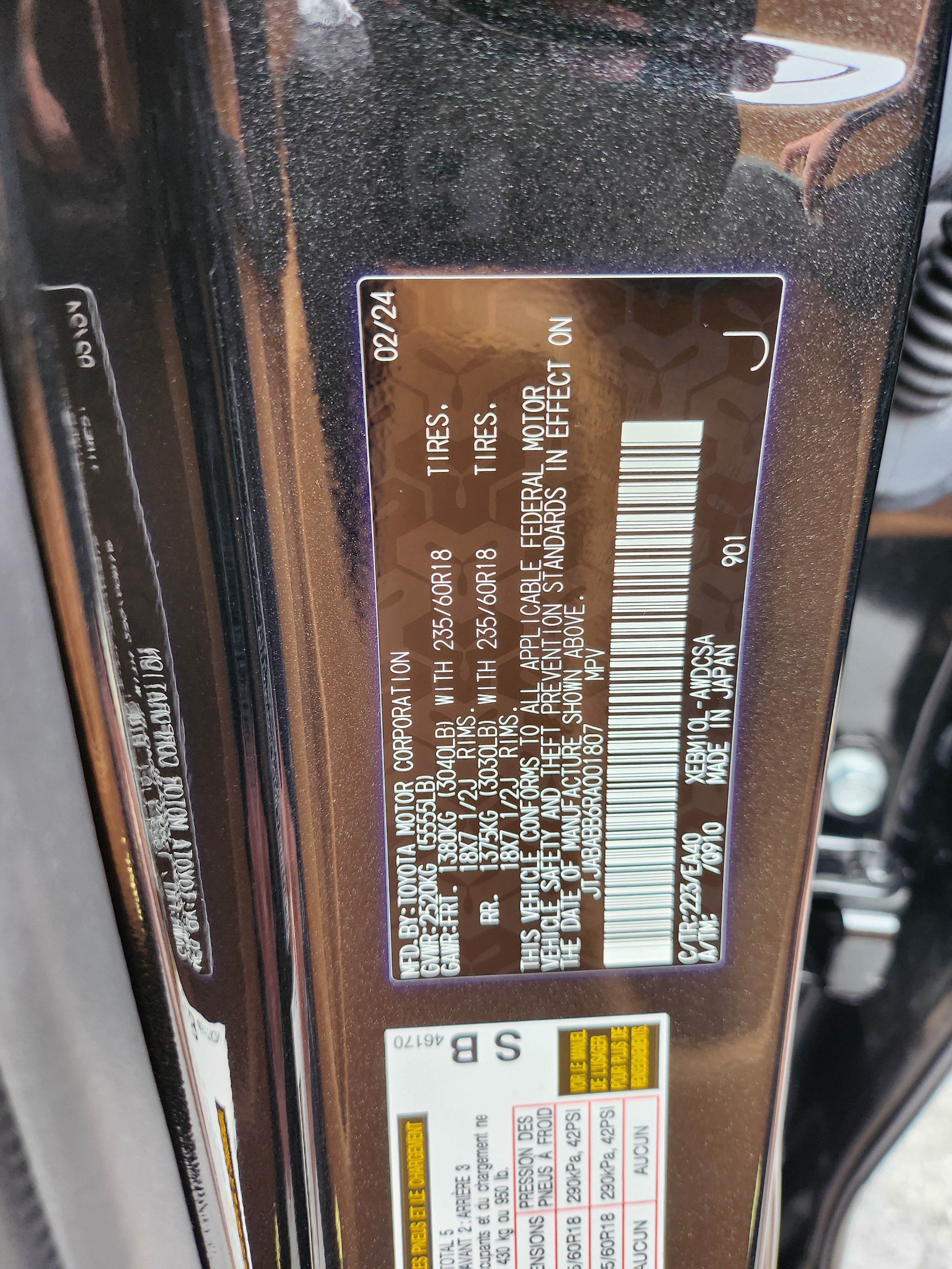 Certified 2024 Lexus RZ 300e Premium w/ Accessory Package (2T) FWD image 34