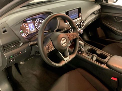 Used 2025 Nissan Sentra S FWD image 14