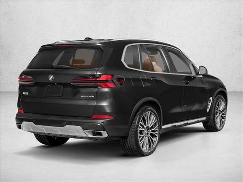 New 2026 BMW X5 xDrive40i w/ M Sport Package AWD/4WD image 2