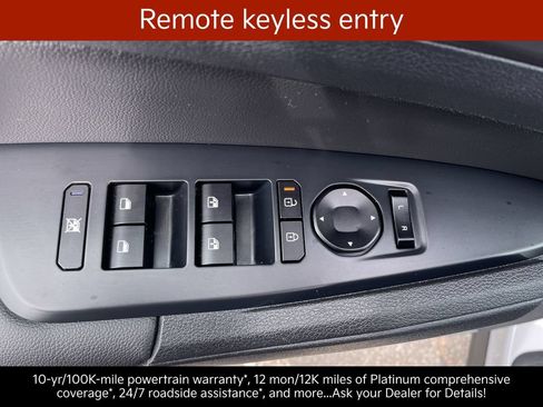 Certified 2026 Kia Sportage EX w/ EX Panorama Roof Package AWD/4WD image 24