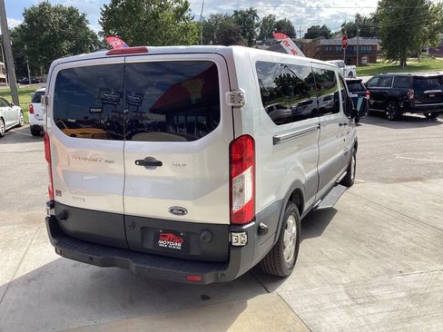 Used 2018 Ford Transit 350 XLT RWD image 4