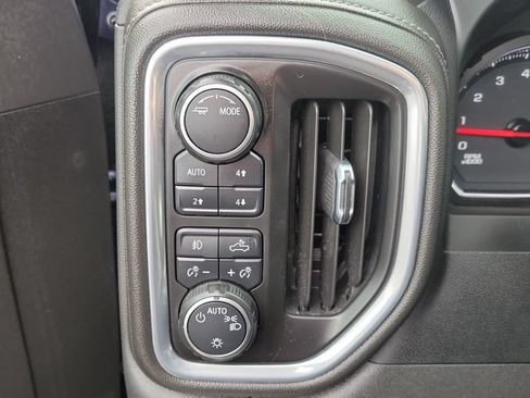 Used 2022 Chevrolet Silverado 1500 RST AWD/4WD image 13