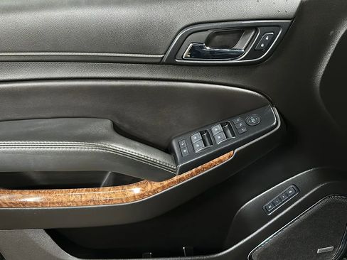 Used 2019 Chevrolet Tahoe Premier image 9