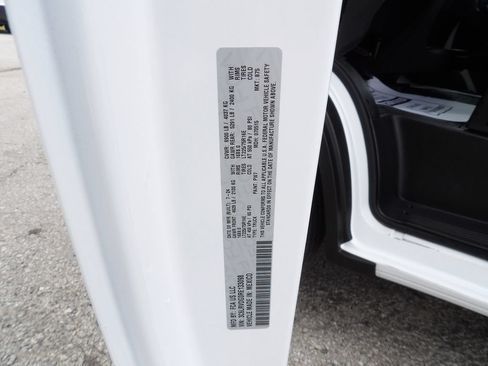 Used 2024 RAM ProMaster 2500 w/ Convenience Group FWD image 54