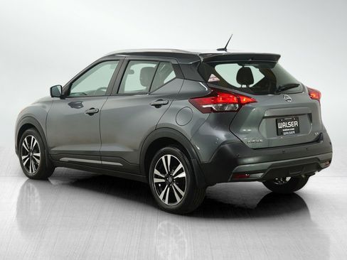 Used 2020 Nissan Kicks SR w/ SR Premium Package image 3