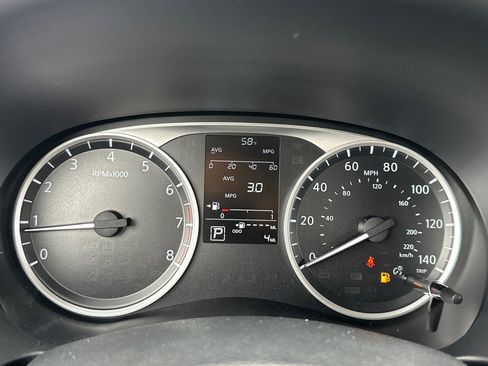 New 2025 Nissan Kicks S image 24