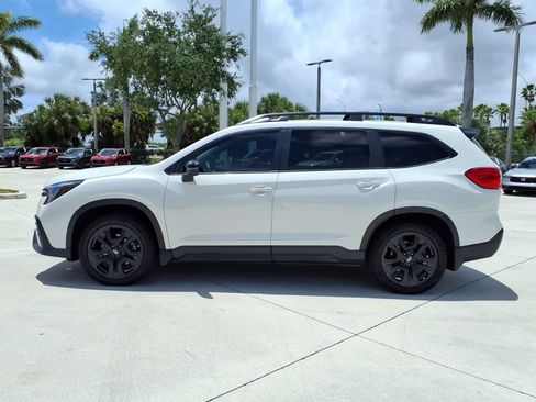 Used 2023 Subaru Ascent Onyx Edition Limited AWD/4WD image 4
