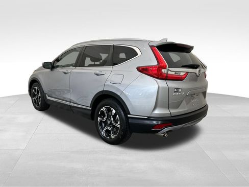Used 2018 Honda CR-V Touring image 3