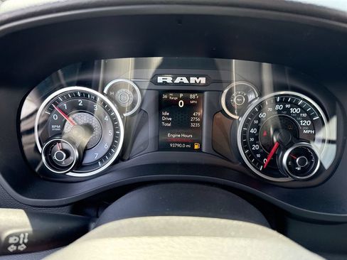 Used 2019 RAM 1500 Big Horn RWD image 15