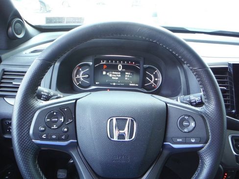 Used 2024 Honda Passport EX-L image 35