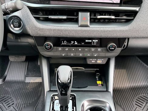 New 2026 Subaru Outback Limited XT AWD/4WD image 21
