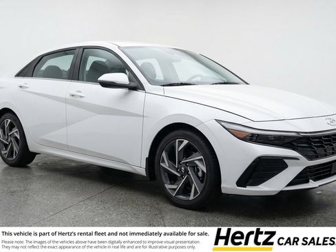 Used 2025 Hyundai Elantra SEL FWD image 1