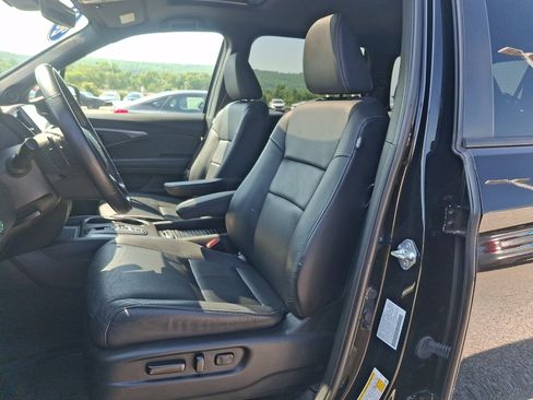 Used 2023 Honda Passport EX-L image 14