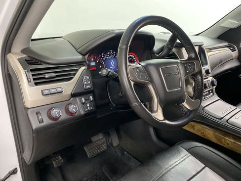 Used 2016 GMC Yukon Denali w/ Open Road Package AWD/4WD image 2