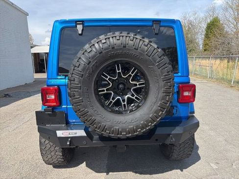 Used 2021 Jeep Wrangler Unlimited Rubicon 392 AWD/4WD image 3