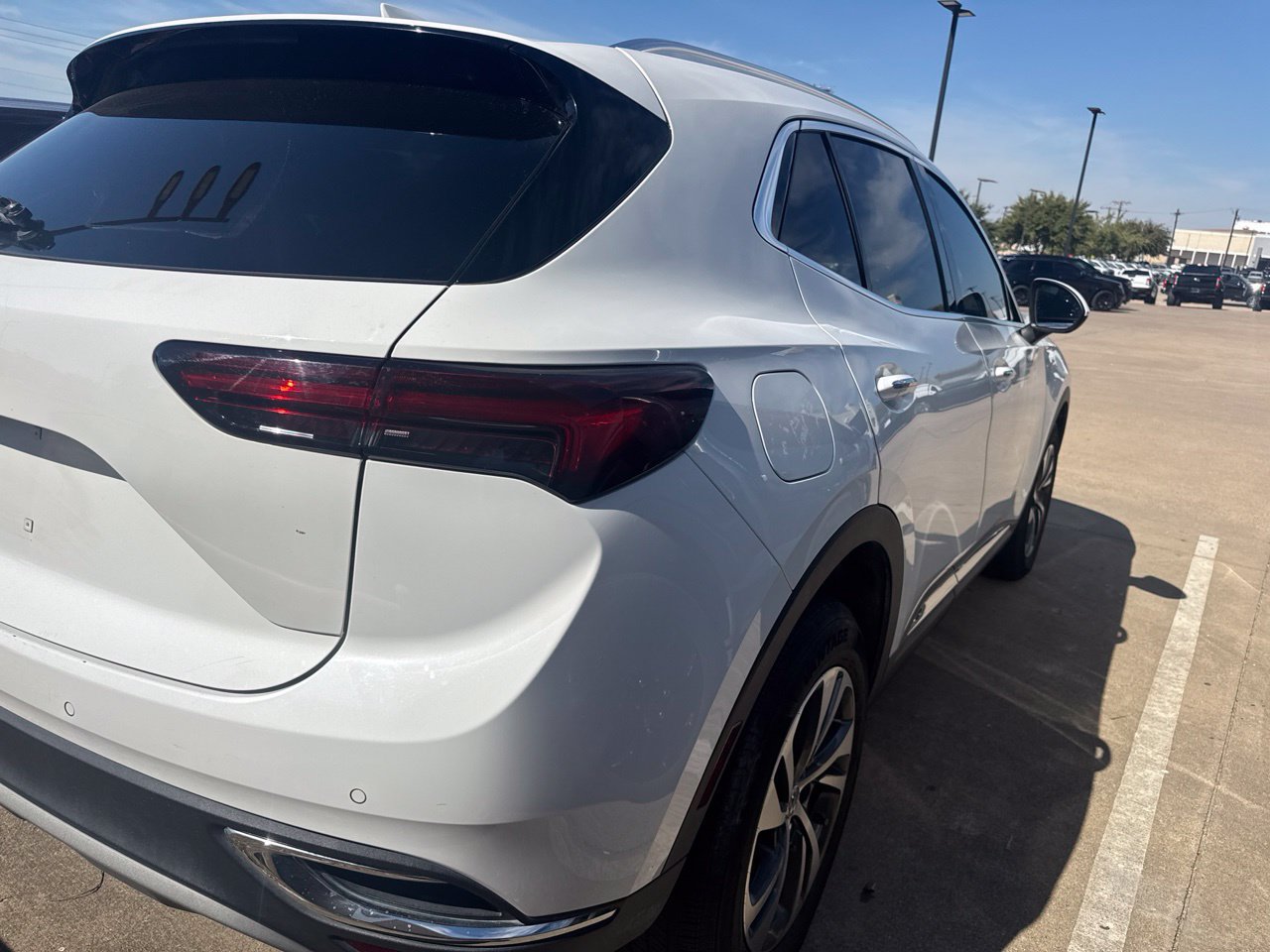 Used 2023 Buick Envision Essence FWD image 4