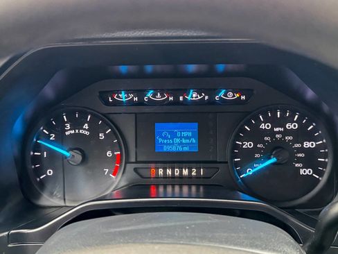 Used 2017 Ford F250 XL w/ Power Equipment Group image 27