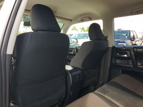 Used 2019 Toyota 4Runner TRD Off-Road image 14