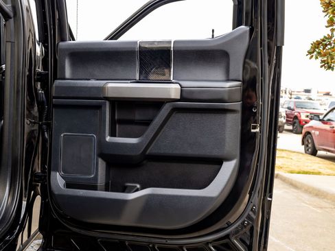 Used 2022 Ford F450 Platinum w/ FX4 Off-Road Package image 37