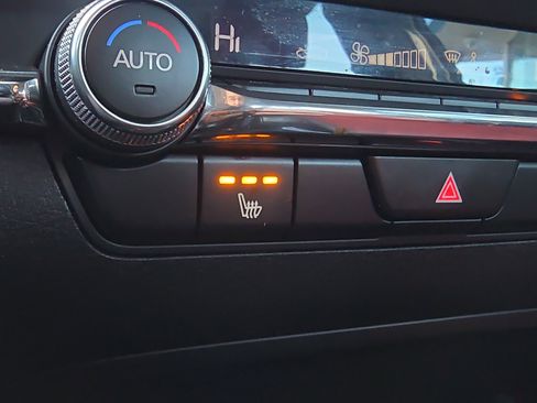 Used 2024 MAZDA MAZDA3 s image 26