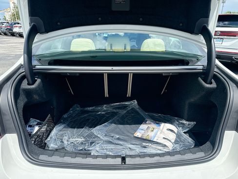 New 2025 BMW 330i Sedan image 22