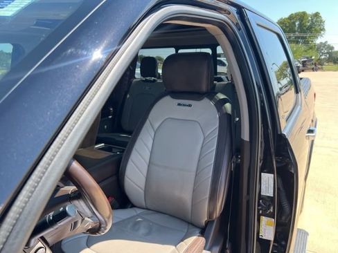 Used 2019 Ford F150 Limited image 17