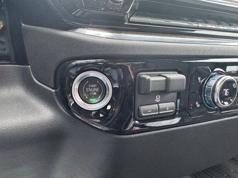 Used 2024 GMC Sierra 2500 SLE w/ SLE Convenience Package image 42