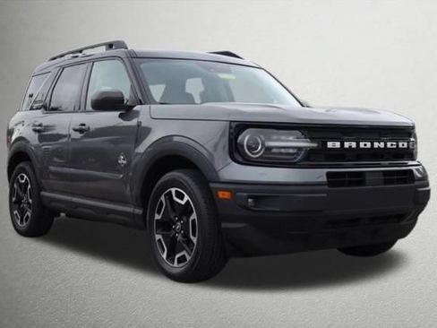 Used 2022 Ford Bronco Sport Outer Banks w/ Tech Package AWD/4WD image 1