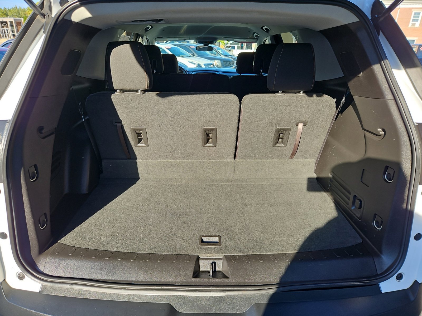 Used 2018 Chevrolet Traverse LS AWD/4WD image 17
