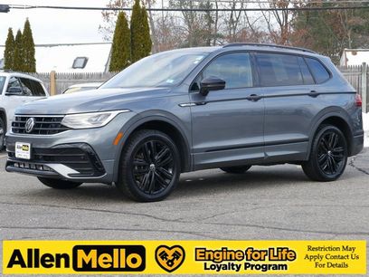 Used 2022 Volkswagen Tiguan SE R-Line