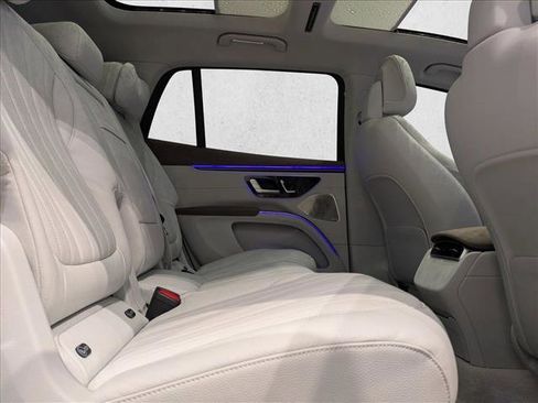 Certified 2023 Mercedes-Benz EQS 580 4MATIC SUV image 19