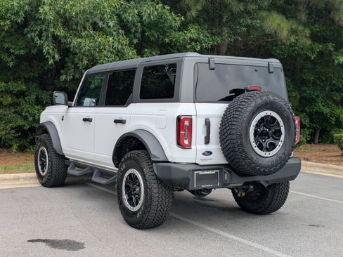 Used 2023 Ford Bronco Big Bend w/ Sasquatch Package AWD/4WD image 5