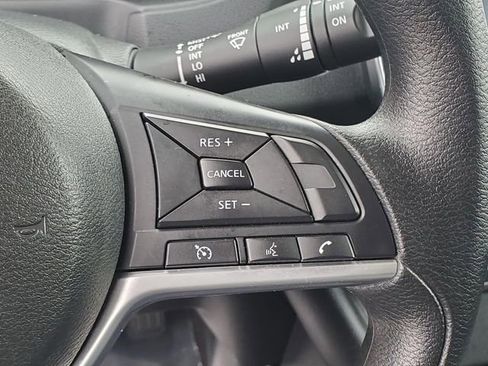Certified 2025 Nissan Leaf S FWD image 19