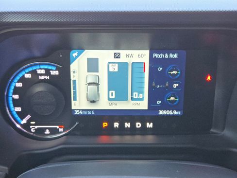 Used 2023 Ford Bronco Outer Banks w/ Sasquatch Package image 10