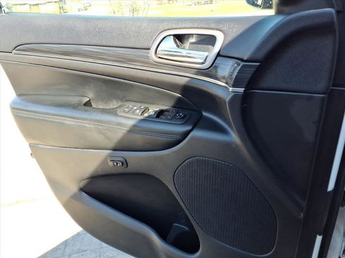 Used 2019 Jeep Grand Cherokee Limited X image 11