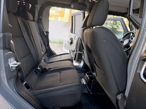 Used 2020 Jeep Gladiator Sport w/ Quick Order Package 24S image 23