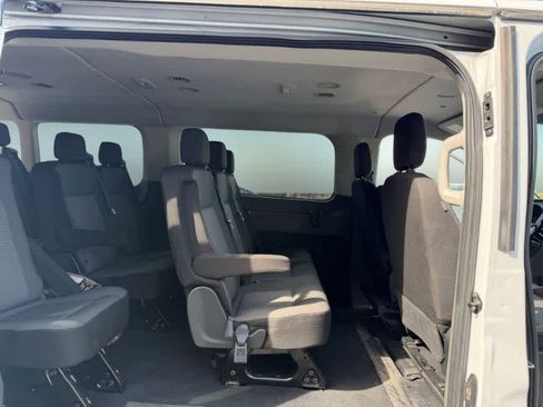 Used 2024 Ford Transit 350 XLT RWD image 5