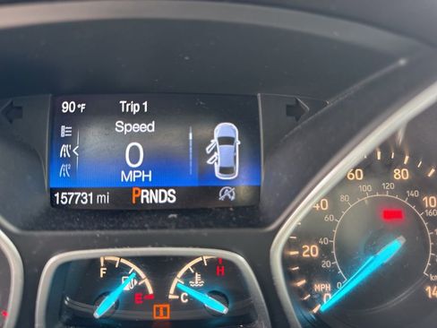Used 2017 Ford Escape SE w/ SE Sport Appearance Package FWD image 13