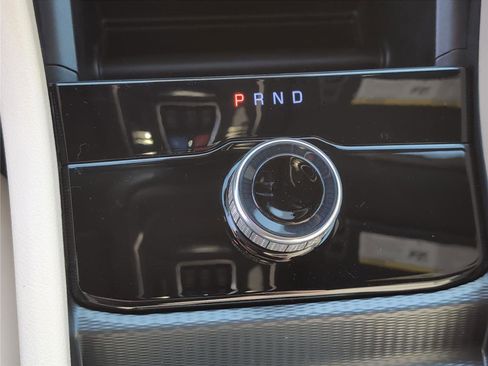 New 2025 Jeep Grand Cherokee Limited w/ Trailer Tow Package image 24