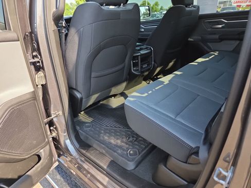 Used 2023 RAM 1500 Big Horn AWD/4WD image 20