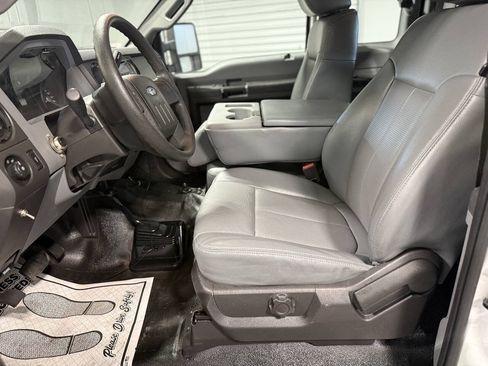 Used 2012 Ford F250 XL w/ PWR Equipment Group AWD/4WD image 11