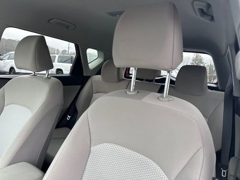 Used 2024 Kia Soul LX image 15