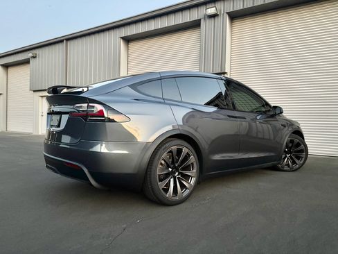 Used 2023 Tesla Model X AWD/4WD image 8