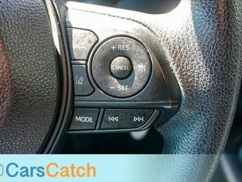 Used 2021 Toyota Corolla LE FWD image 30
