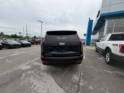 Used 2023 Cadillac Escalade Sport AWD/4WD image 5