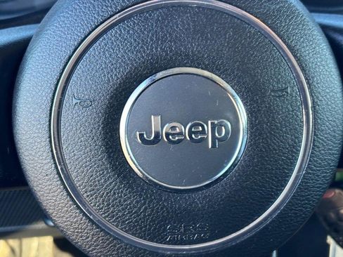 Used 2016 Jeep Wrangler Unlimited Sahara w/ Connectivity Group image 18