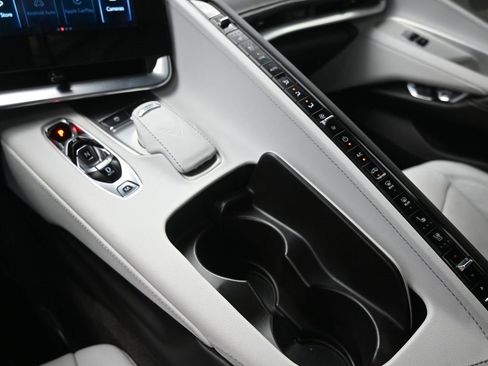 Used 2024 Chevrolet Corvette Stingray Preferred Cpe w/ 2LT image 9