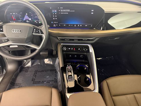 Certified 2025 Audi Q5 Premium image 22